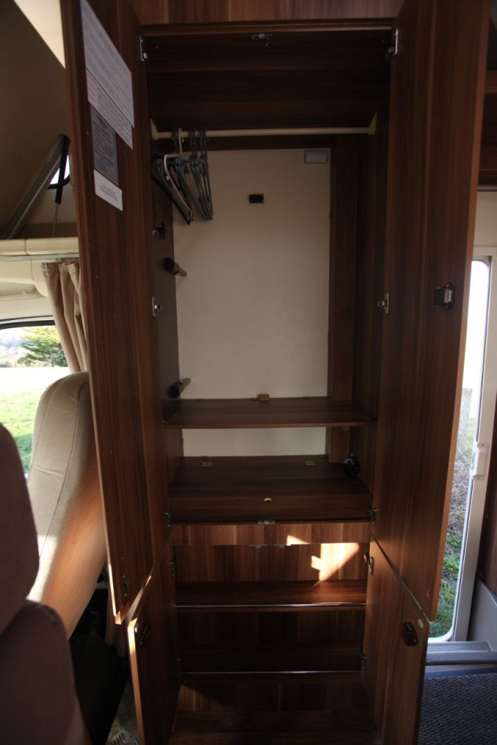 T-Line 746 – 6 Berth Motorhome Hire Brighton